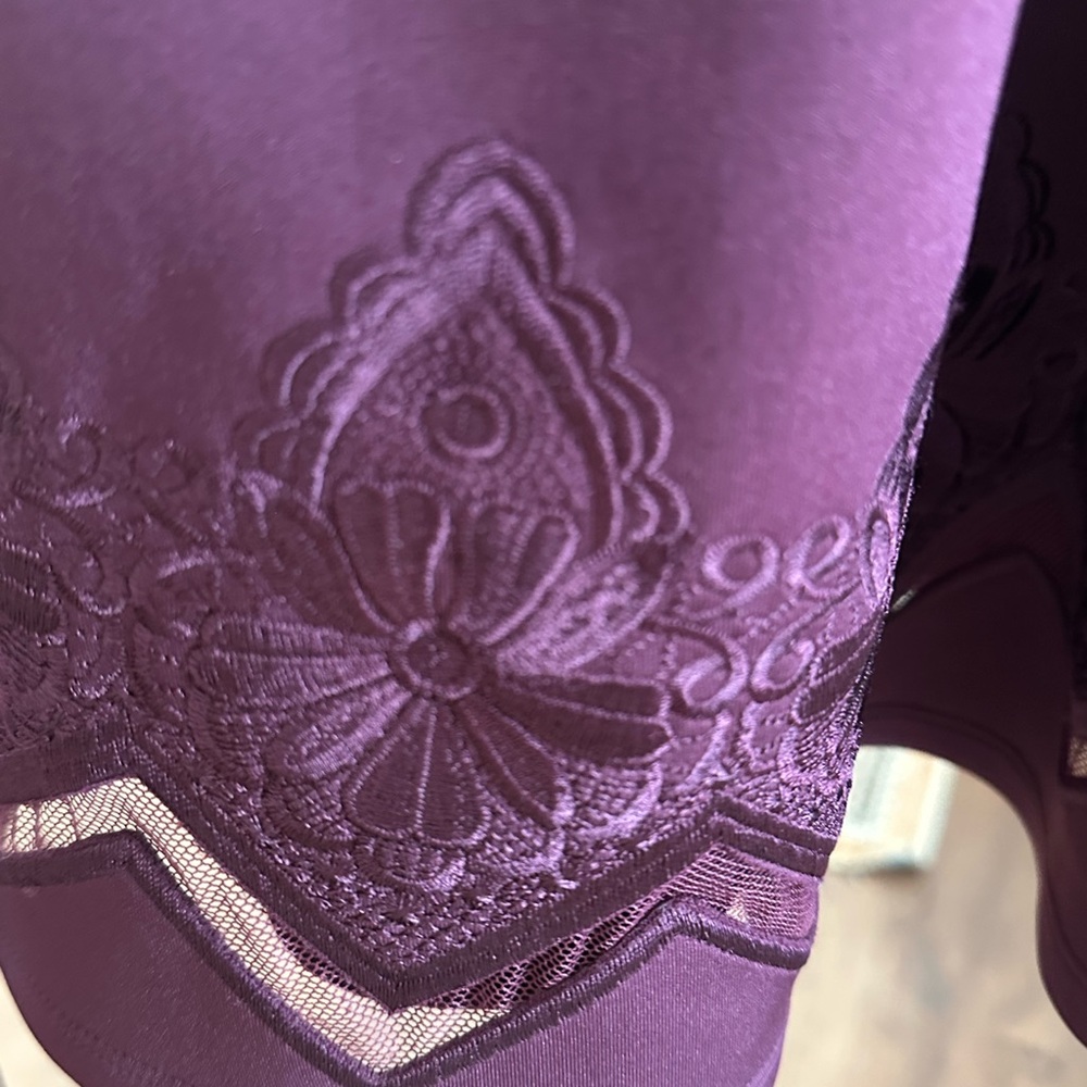 Ted Baker London Burgundy Dress w Floral Design and Sheer Cutouts Ted Sz 5 - Picture 10 of 13